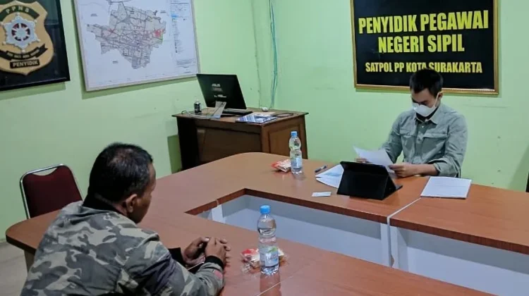 Satpol PP Surakarta Tangkap Terduga Pelaku Penyimpangan Seksual di Sriwedari
