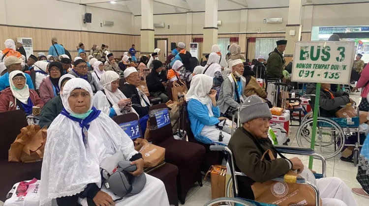 PPIH Debarkasi Solo Catat 35 Jemaah Wafat, Kelelahan Jadi Pemicu Utama