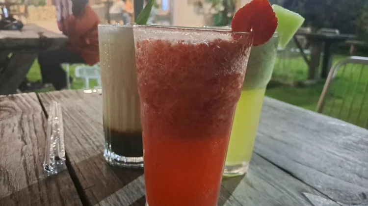 Kesegaran Jus Stroberi Menjaga Kesehatan Tubuh Secara Alami Optimal