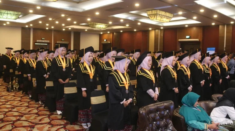 SMP Muh PK Kottabarat Luluskan 123 Siswa, Jadi Sekolah Terbaik di Solo