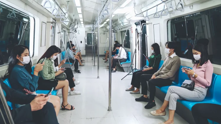 Mengapa Harus Naik Transportasi Umum