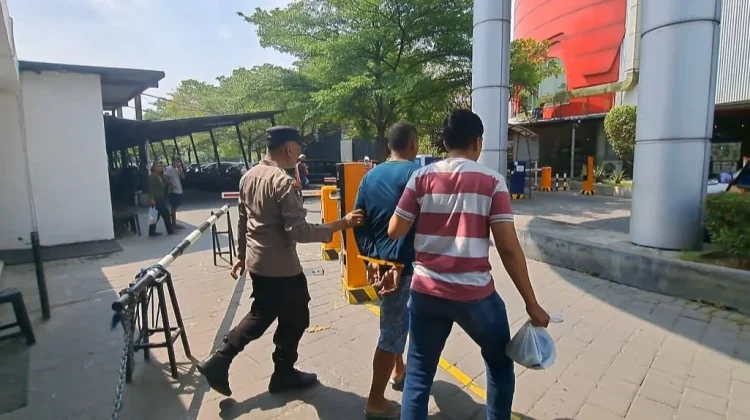 Aduan 110, Polisi Amankan Terduga Pencuri Kotak Amal di Mushola Mall Luwes Gentan