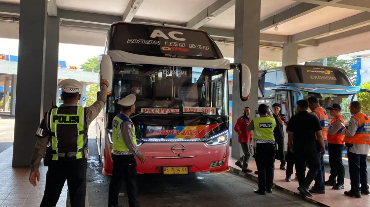 Momentum Hari Bhayangkara, Terminal Tirtonadi Perkuat Keselamatan Angkutan Umum
