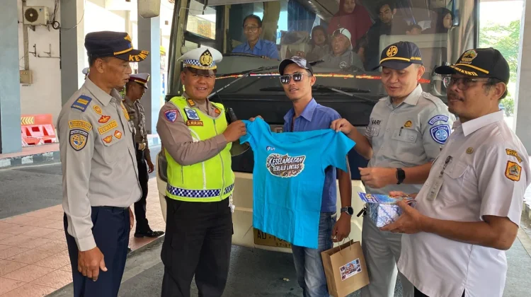 Ramp Check 15 Bus di Tirtonadi, Satlantas Pastikan Keselamatan Penumpang