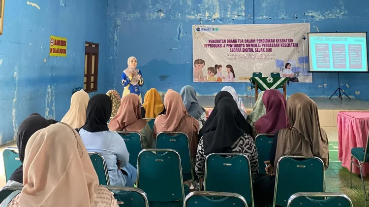 Kesmas UMS Edukasi Orang Tua tentang Komunikasi Kesehatan Reproduksi Anak