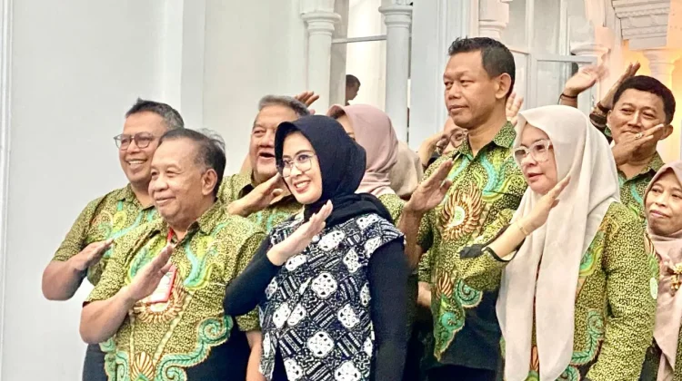 Dukung Ekosistem UMKM, Wawali Astrid Widayani Kukuhkan Pengurus Solec
