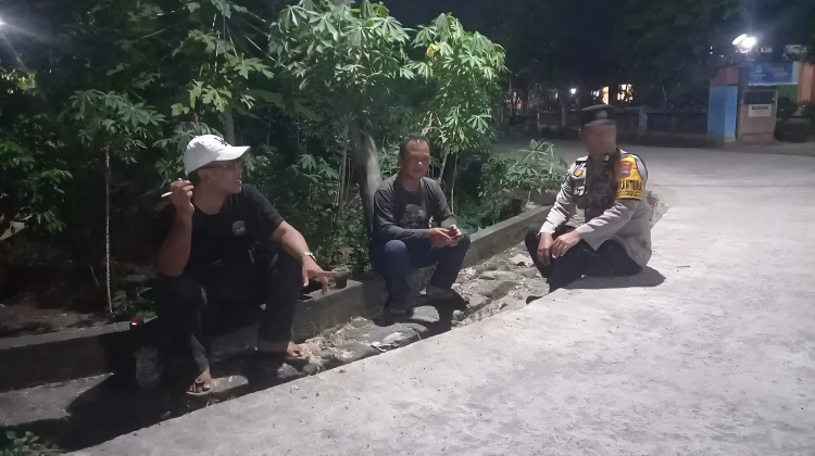 Sambang Malam, Polres Wonogiri Kenalkan Layanan Darurat 110
