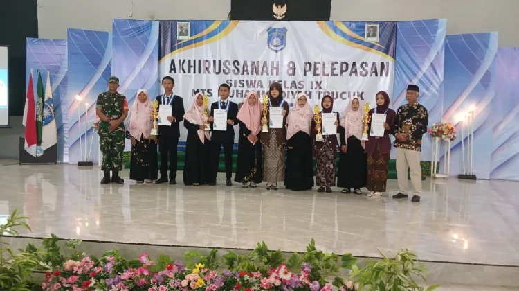 Pelepasan Siswa MTs Muhammadiyah Trucuk, TNI Ingatkan Wawasan Kebangsaan