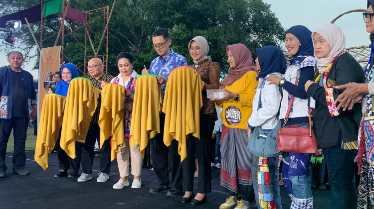 Wawali Solo Resmi Membuka Gelaran FESTARA 2026 di Balai Kota