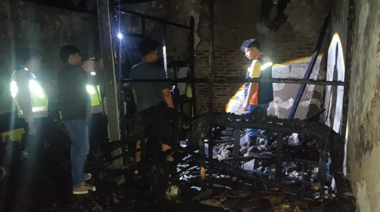 Kebakaran Rumah Toko Sembako di Kedungwaduk Sragen, Kerugian Capai 150 Juta