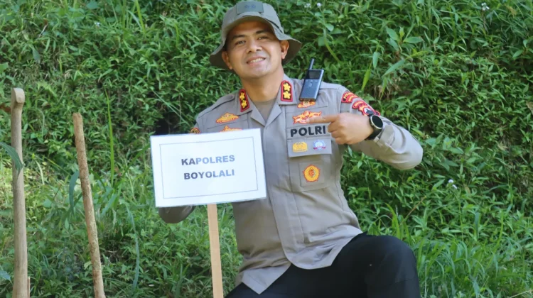 Hari Bhayangkara ke-80, Polres Boyolali Hijaukan Kawasan Taman Nasional Merbabu