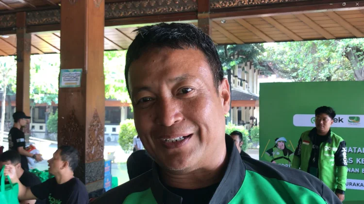 Pengemudi Gojek Akui Terbantu Program Cek Kesehatan Gratis
