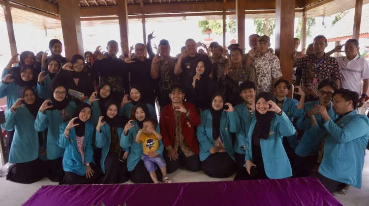 IMM Al-Ghozali Psikologi UMS Optimalkan Kampung Tani Desa Catur