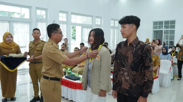 Ratusan Mahasiswa KKN UGM Siap Hadirkan Inovasi Pembangunan di Karanganyar