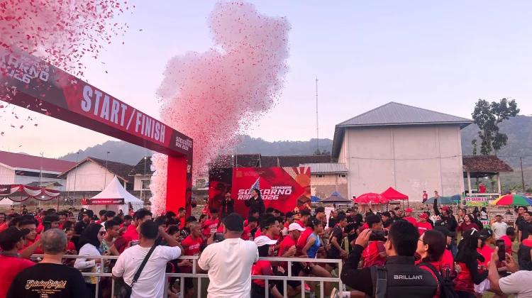 Ribuan Pelari Ramaikan Soekarno Fun Run Selogiri