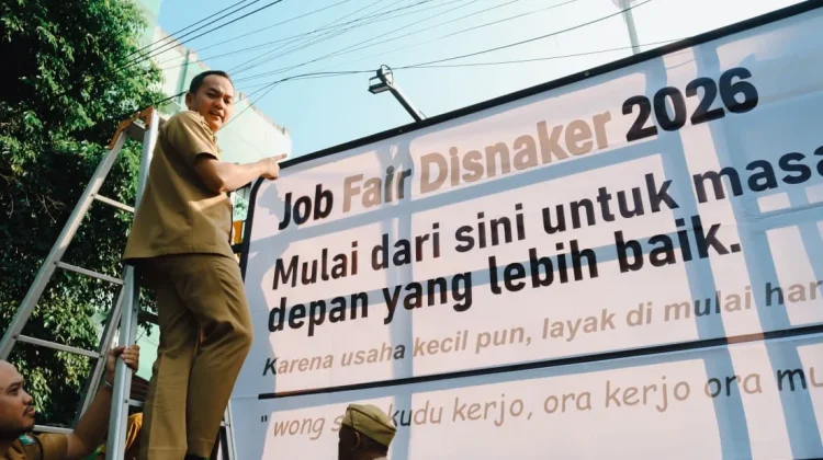Respati Pasang Baliho Loker, Job Fair Solo Sediakan 6.000 Lowongan Kerja