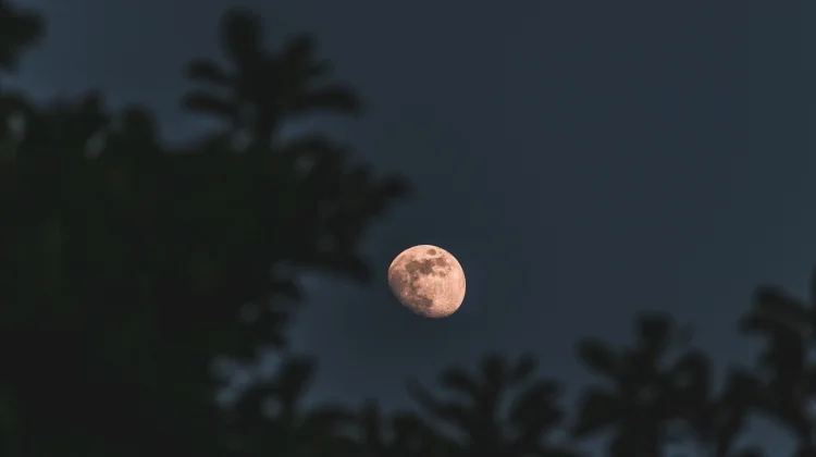 Bukan Bulan Angker, Bulan Suro Mengajarkan Mawas Diri dan Harapan
