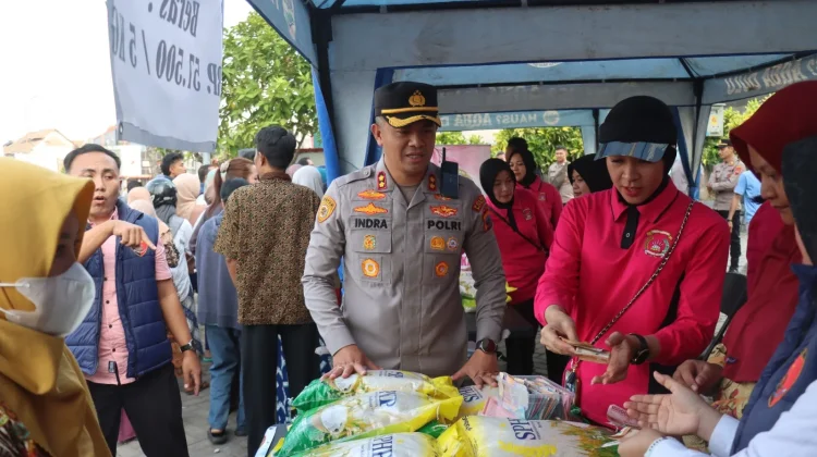 Sambut Hari Bhayangkara ke-80, Polres Boyolali Gelar Bazar Pangan Murah