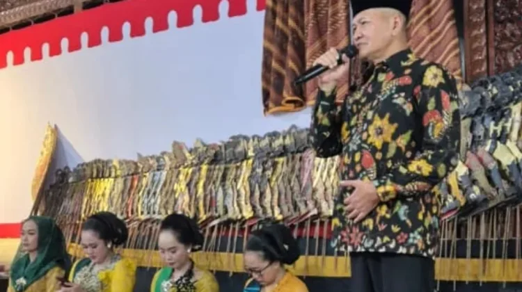 Bersih Dusun Waru Perkuat Gotong Royong dan Persatuan Warga
