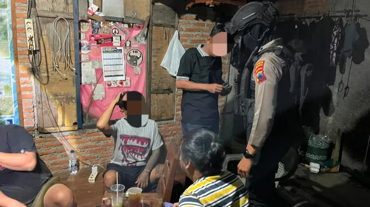 Tim Sparta Polresta Surakarta Amankan Tiga Pemabuk saat Patroli KKYD di Kadipiro