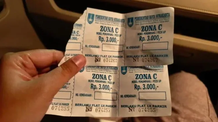 Dishub Solo Tindak Jukir yang Tarik Tarif Parkir di Atas Ketentuan