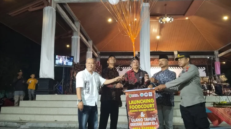 Desa Barepan Cawas Gelar Pentas Wayang Kulit Dan Launching Food Court