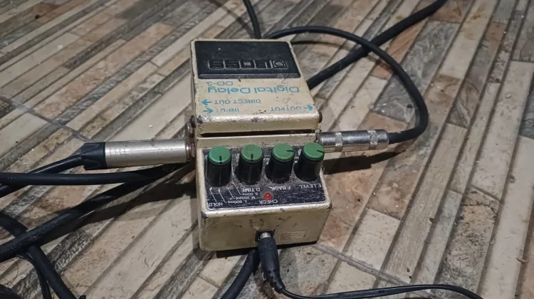 Boss DD-3 Pink Label, Pedal Delay Digital Legendaris yang Masih Diburu Gitaris