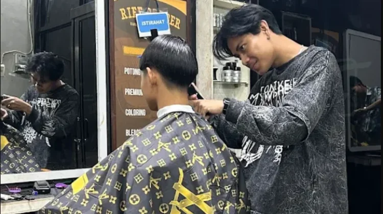 Perawatan Rambut Sederhana untuk Pria
