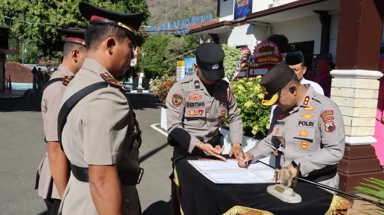 Iptu Sutarto Geser Jadi Kapolsek Bulukerto Usai Sertijab