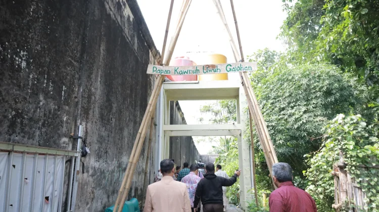 Program Sapu Mlampah Gajahan Bidik Pengurangan Sampah ke TPA hingga 50 Persen