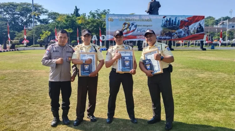Satpam UMS Diganjar Predikat Teladan Berkat Dedikasi dan Profesionalisme