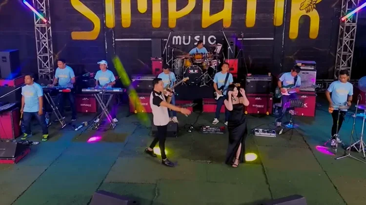 Lirik Lagu Mutiara Terjemah - Laila Ayu ft Irwan Krisdiyanto
