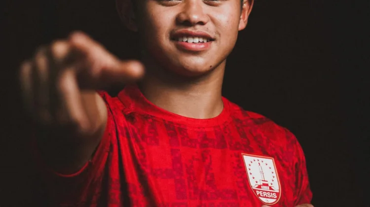 Alumni Piala Dunia U-17 Fandi Ahmad, Bergabung Dengan Persis Solo