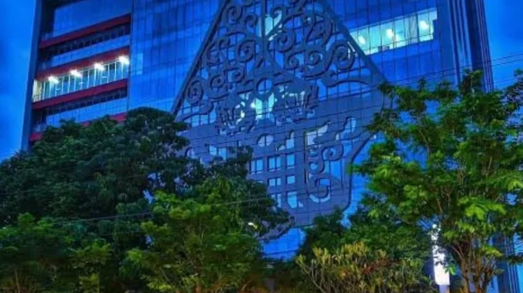 KPK Lakukan OTT, Bupati Sukoharjo Dikabarkan Ikut Terjaring
