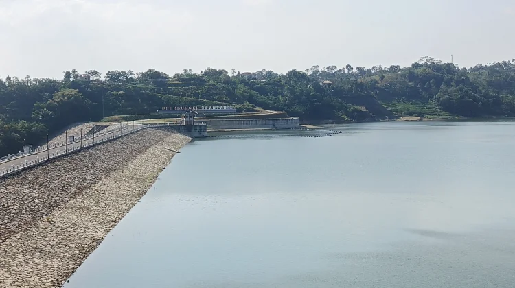 Jadi Tabungan Air, Waduk Jlantah Pasok Air Baku 150 Liter/Detik
