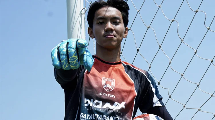 Kendal Tornado FC Datangkan Kiper Timnas U-20 Er Deva Aulia Egon