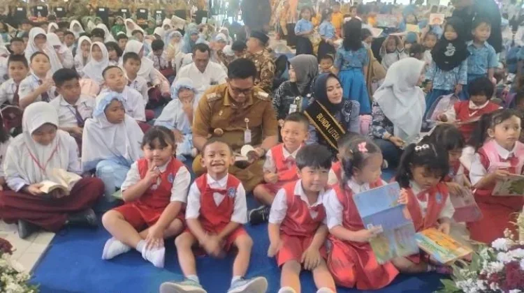Festival Literasi, Bupati Klaten Dorong Peningkatan Membaca Buku