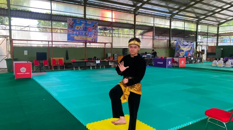 Mengenal Pencak Silat Warisan Budaya Berkarakter Sehat Berprestasi Indonesia