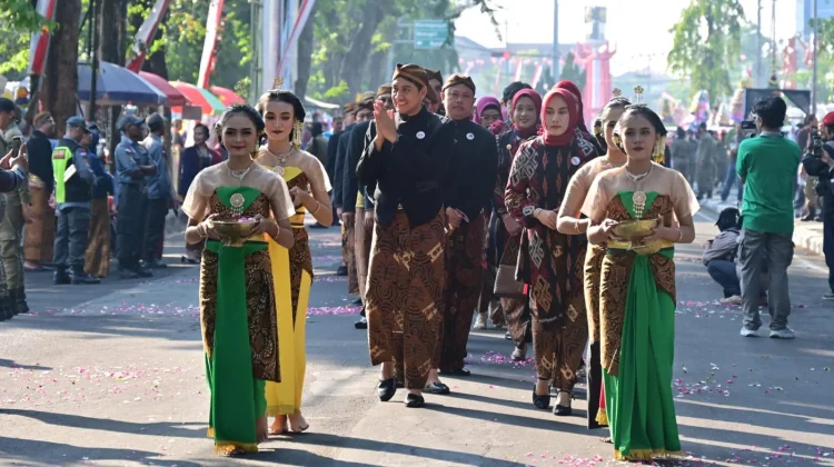 Plt Bupati Eko Sapto Pimpin Upacara Harlah ke 80 Kabupaten Sukoharjo
