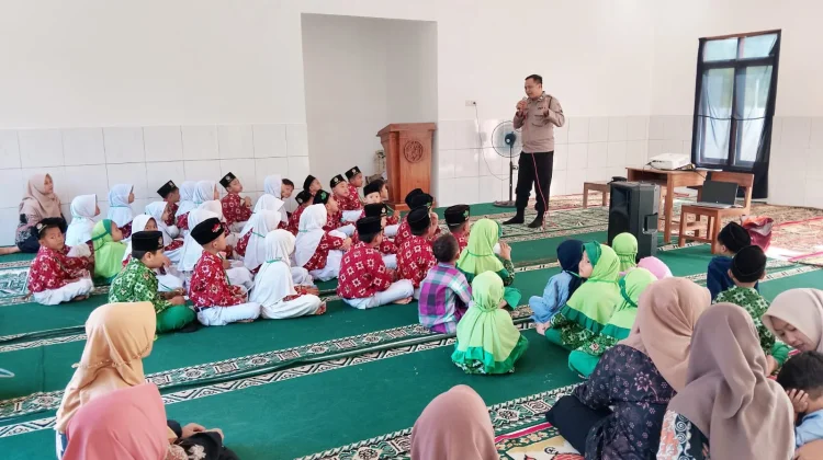 Police Goes to School Tanamkan Disiplin dan Cegah Bullying Sejak Dini