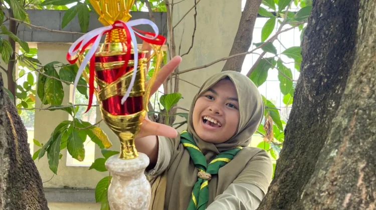 Siswi SD Muhammadiyah 16 Surakarta Raih Juara 1 Lomba Menulis Cerita FLS3N