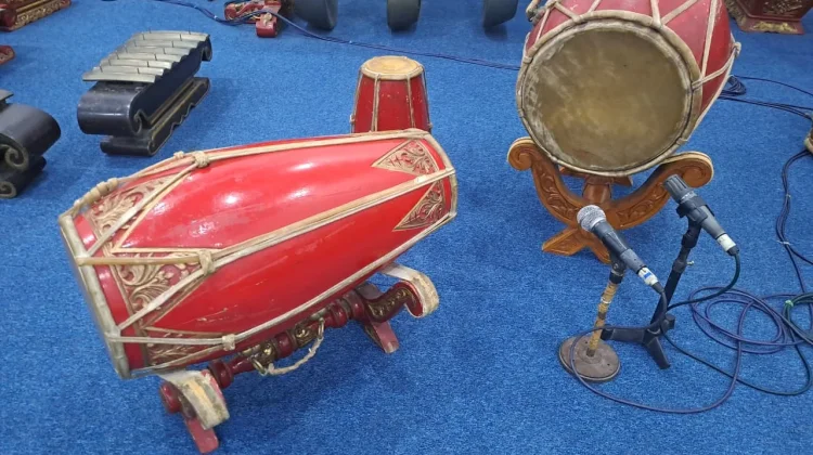 Mengenal Kendang Sebagai Pengatur Irama Ricikan Gamelan Jawa Tradisional
