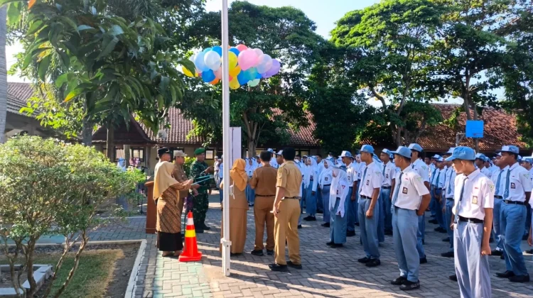 SMKN 1 Kemusu Deklarasikan Sekolah Berintegritas, Polsek Kemusu Berikan Dukungan