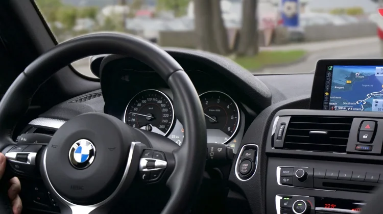 Kenapa Suhu Mesin Mobil Eropa Lebih Tinggi?