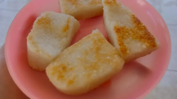 Jadah Bakar Kuliner Tradisional Masyarakat yang Masih Bertahan