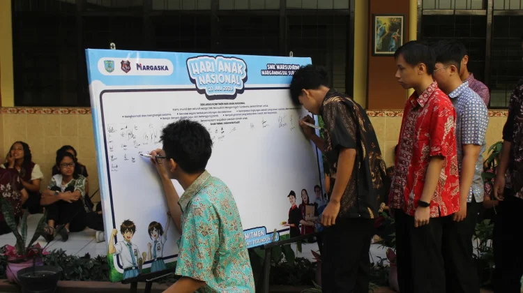 SMK Marsudirini Deklarasikan Sekolah Ramah Anak pada Peringatan HAN