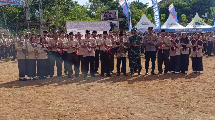 Perkemahan PERPEGAK Jatiroto Perkuat Karakter dan Jiwa Kepemimpinan Siswa