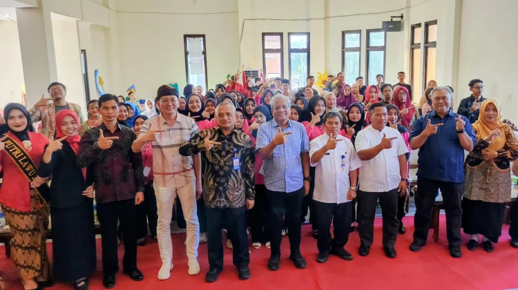 Kemendikdasmen Apresiasi Kelulusan 100 Persen Program PKW dan PKK di Karanganyar