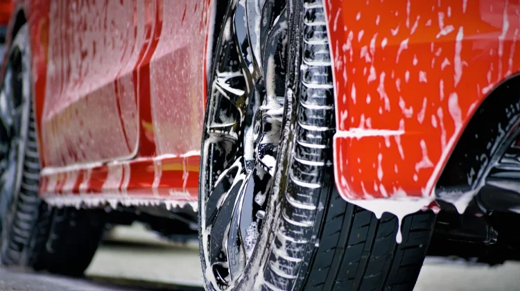 Amankah Cuci Kolong Engine Bay dengan Air Bertekanan?