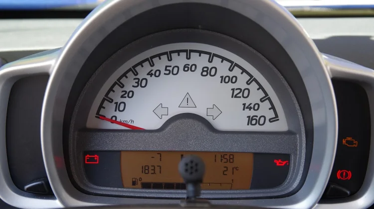 Jangan Salah! Ini Bedanya Water Temp dan Oil Temp Mesin